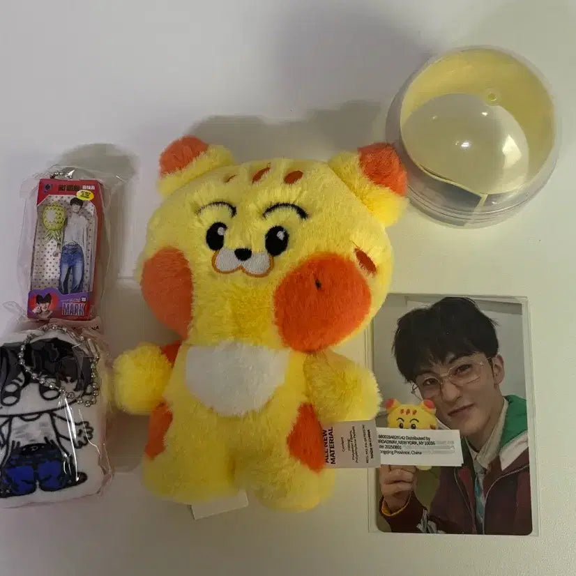 [BUNJANG] NCT Mark Back to the Future Popup Dreamies Cat Gacha Bundle / NCT 마크 bttf 팝업 가챠/드리미즈 애옹 양도