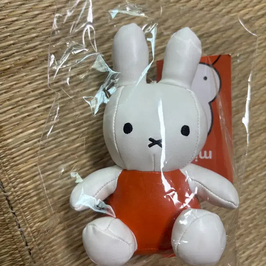 [BUNJANG] Miffy Doll Orange & White / 미피 인형 오렌지 화이트
