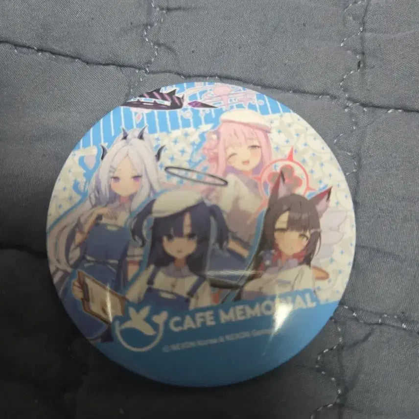 [BUNJANG] Blue Archive Cafe Memorial Season 1 4-Person Can Badge Set / 블루아카이브 카페 메모리얼 시즌1 4인캔뱃지