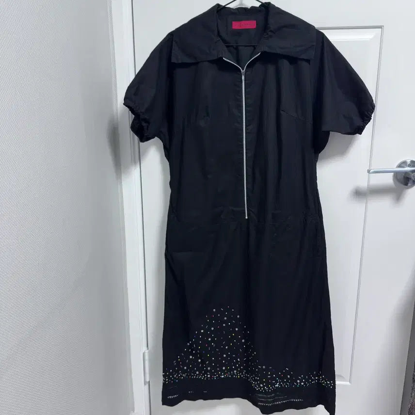 [BUNJANG] Black Zipper Cotton Dress with Beaded Hem / 블랙 지퍼 면 원피스 비즈장식
