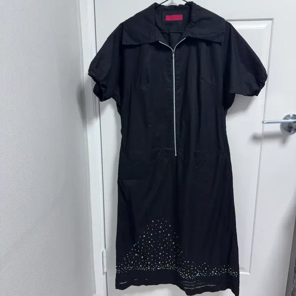 [BUNJANG] Black Zipper Cotton Dress with Beaded Hem / 블랙 지퍼 면 원피스 비즈장식