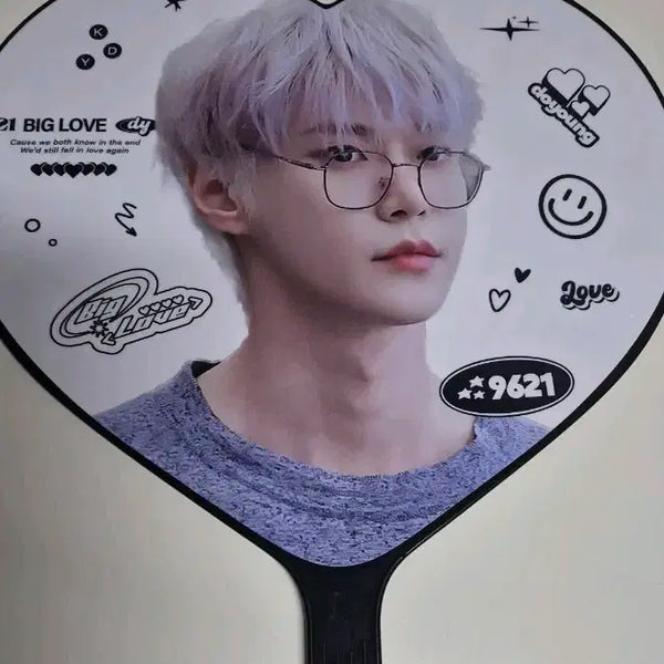 [BUNJANG] Doyoung NCT 127 Cheering Wand Photocard Bundle Set / 도영 우치와 nct127 엔시티 인형 포카 비공굿 나눔 칠콘 레드라인 첫콘 막콘