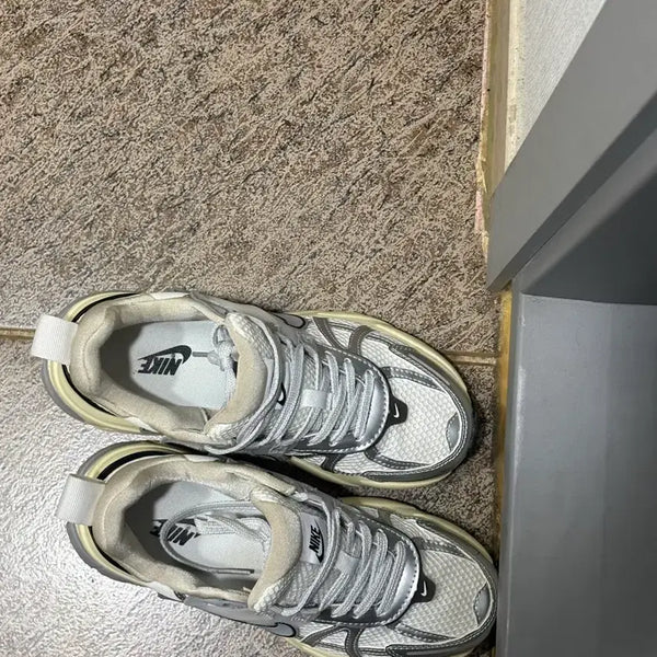 [BUNJANG] Nike Air Max 97 Silver Women's Shoes / 나이키 에어맥스 97 실버 여성 240