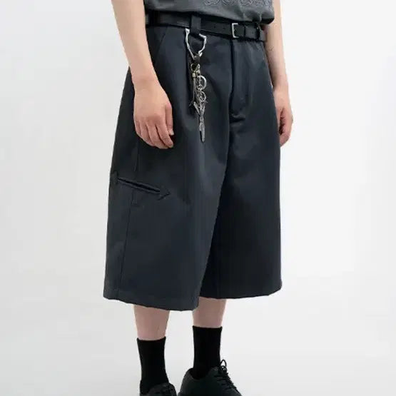 [BUNJANG] YULLER Deep Pocket Banding Bermuda Shorts Charcoal L Size / 율러 딥포켓 밴딩 버뮤다 차콜 L사이즈