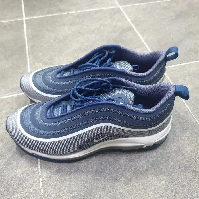 [BUNJANG] Nike Men's Air Max 97 Ultra Running Shoes Sneakers Midnight Navy/Metallic Silver / 나이키 남성 에어 맥스 97 울트라 런닝화 스니커즈(255)