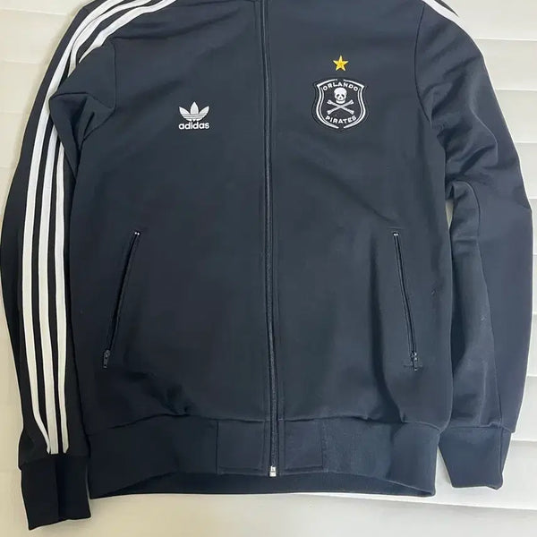 [BUNJANG] Adidas Orlando Pirates Collaboration Track Top Black / 아디다스 올랜도 올란도 파이러츠 콜라보 트랙탑 블랙 삼선 해골 파이어버드