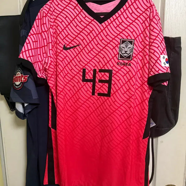 [BUNJANG] Nike South Korea National Football Team 20-22 Home Match Issued Full Kit (Top XL, Bottom L) / 20-22 축구 국가대표 지급용 상하의 세트 (상-xl, 하-l)