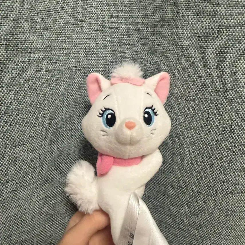 [BUNJANG] Disney Marie Cat Magnet Bag Charm / [디즈니 정품/ 마지막 가격] 디즈니 마리 고양이 자석가방 마그넷 키링 굿즈