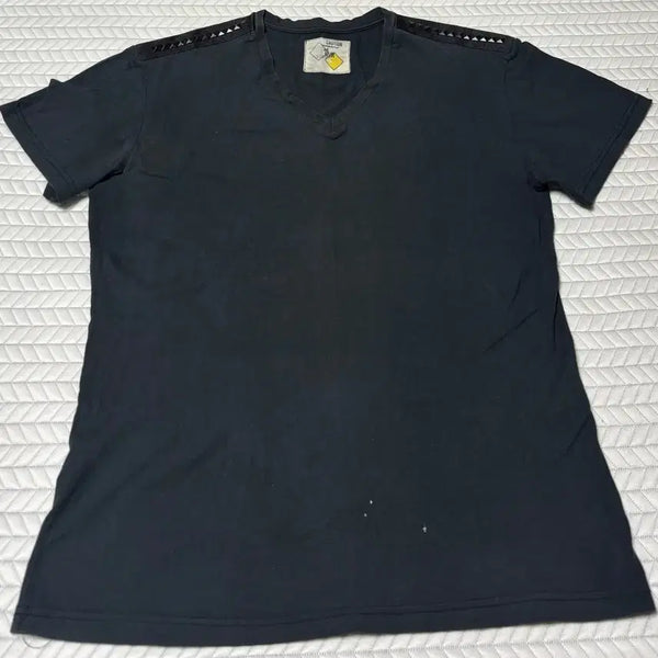 [BUNJANG] Black V-Neck Short Sleeve T-Shirt / 블랙 브이넥 반팔 티셔츠