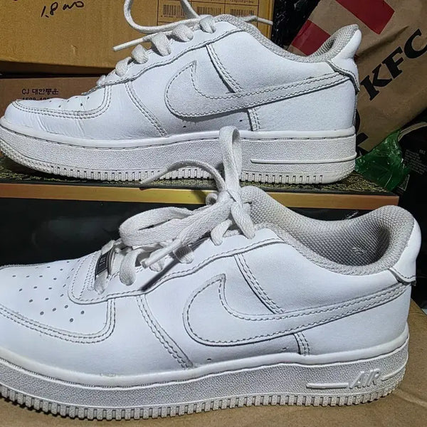 [BUNJANG] Nike Air Force 1 '07 All White / 나이키 에어포스 1 07 올백 235