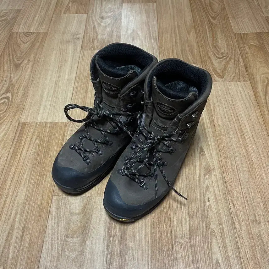 [BUNJANG] Zamberlan Guide Wide Hiking Boots Size 42 (265mm) / 잠발란 가이드 와이드 42사이즈 265