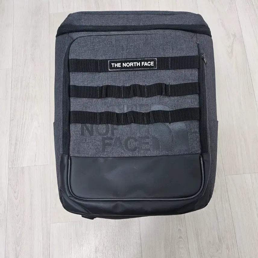 [BUNJANG] The North Face 24L Invitation Grade Grey Backpack / (24L) 초대장급 노스페이스 [그레이] 백팩가방