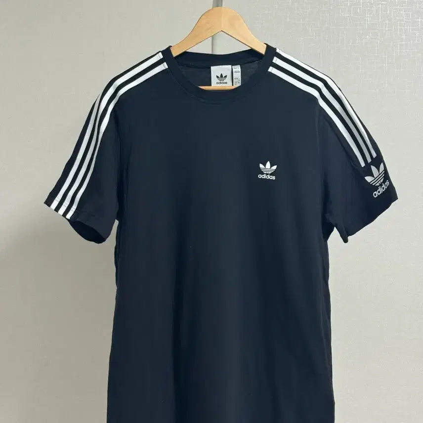 [BUNJANG] Adidas Originals 3-Stripes Tech Tee 2XL / 아디다스 오리지널스 삼선 테크 티 2XL