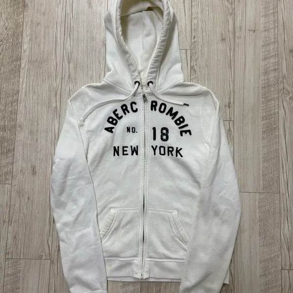 [BUNJANG] Abercrombie & Fitch Slim Fit Hoodie White M / 아베크롬비 딱붙핏 후드집업 화이트 m