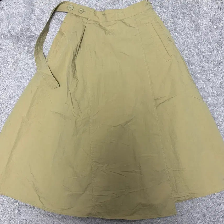 [BUNJANG] SJSJ Asymmetrical Slit Flare Skirt / SJSJ 언밸런스 슬릿 플레어 스커트