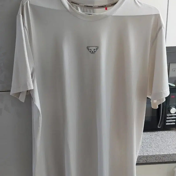 [BUNJANG] DYNAFIT Short-Sleeve T-Shirt White XL / DYNAFIT 다이나핏 반팔티 화이트  XL 105
