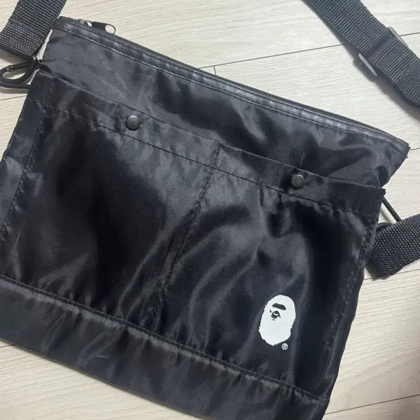 [BUNJANG] BAPE Crossbody Bag / 베이프 크로스백