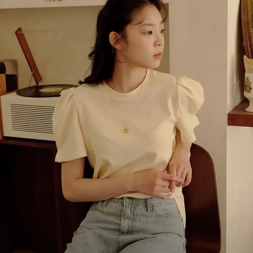 [BUNJANG] Floome Blooming T-shirt Cream / 플로움 블루밍 티셔츠 크림