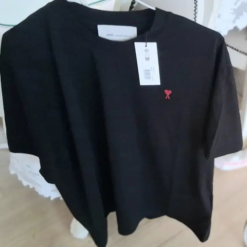 [BUNJANG] AMI Heart Logo Short Sleeve T-Shirt Black XL / 새상품아미 하트 로고 반팔 티셔츠 블랙XL