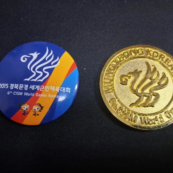 [BUNJANG] 2015 CISM Military World Games Commemorative Medal & Badge Set (SK Telecom) / 군대기념메달 SK텔레콤(2015 경북문경군인체육대회)