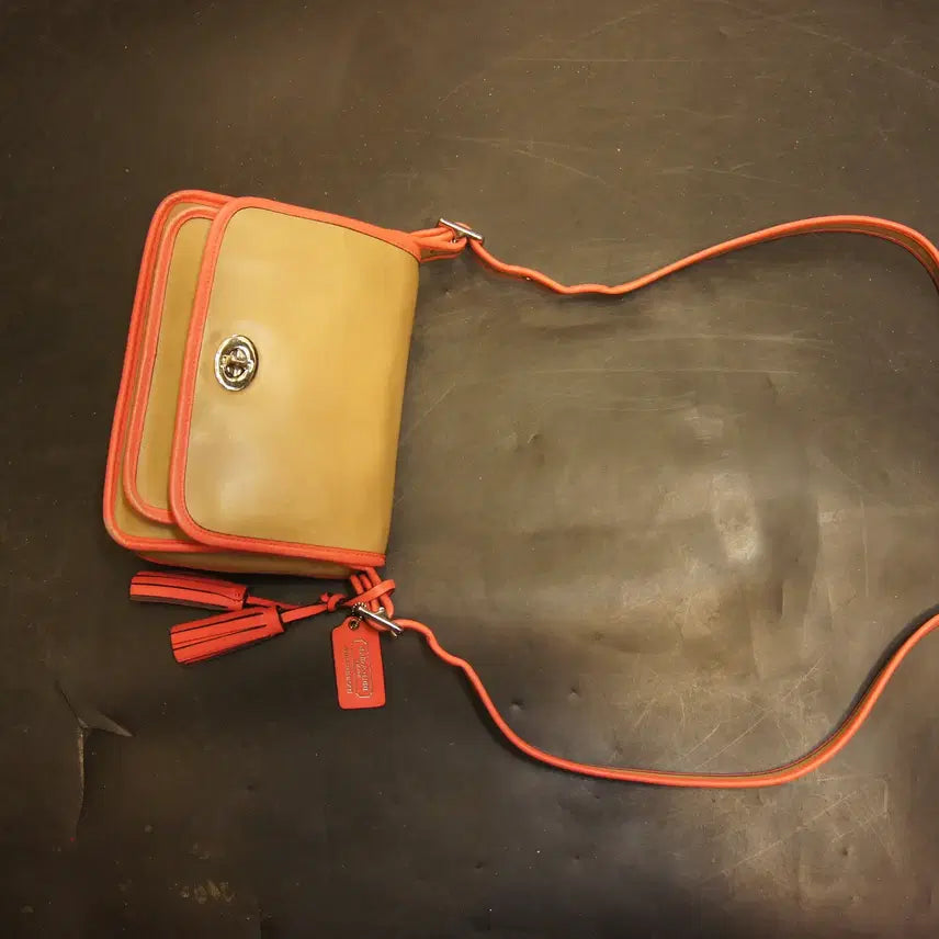 [BUNJANG] Coach Leather Mini Tote Bag Crossbody Bag / Q2537 남자코치가방 코치백 남성토트백 미니백 크로스백 가죽가방 빈티지가방