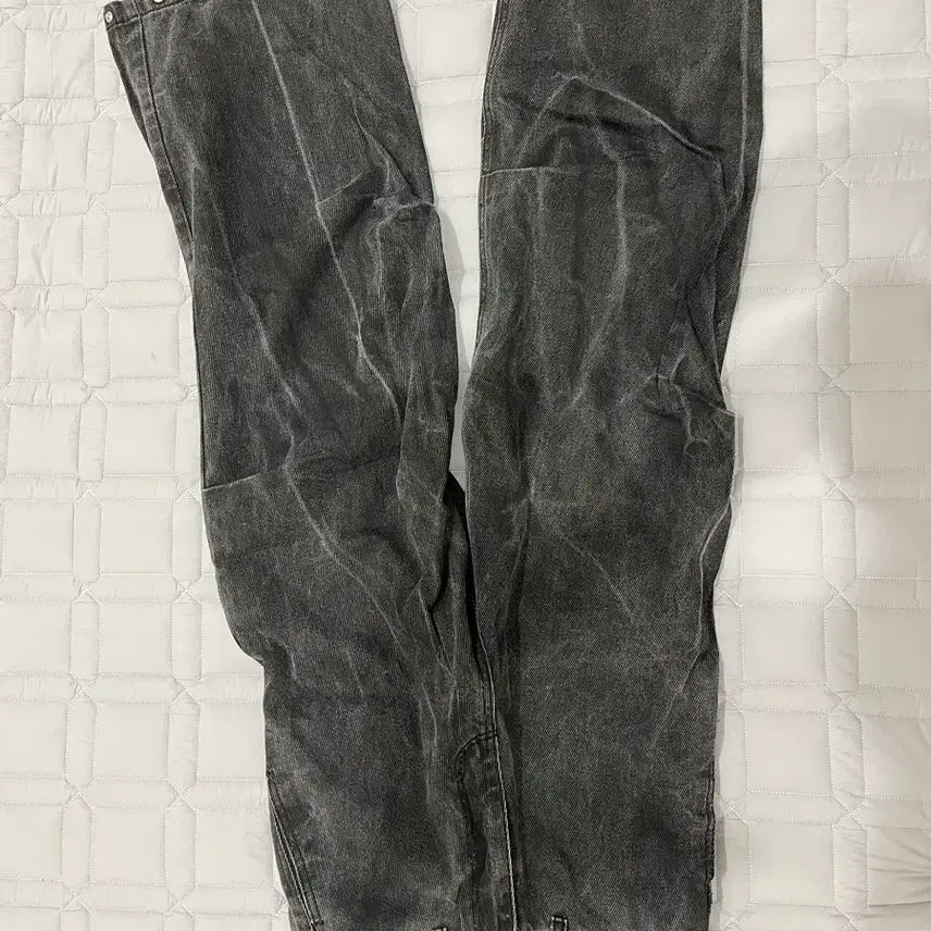 [BUNJANG] Thunder Washed Denim Pants / Thunder washed demin pants