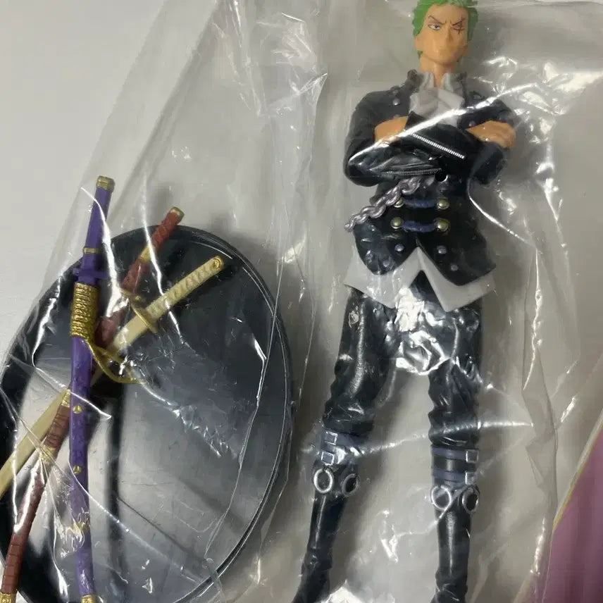 [BUNJANG] One Piece Zoro Figure / 원피스 조로 피규어