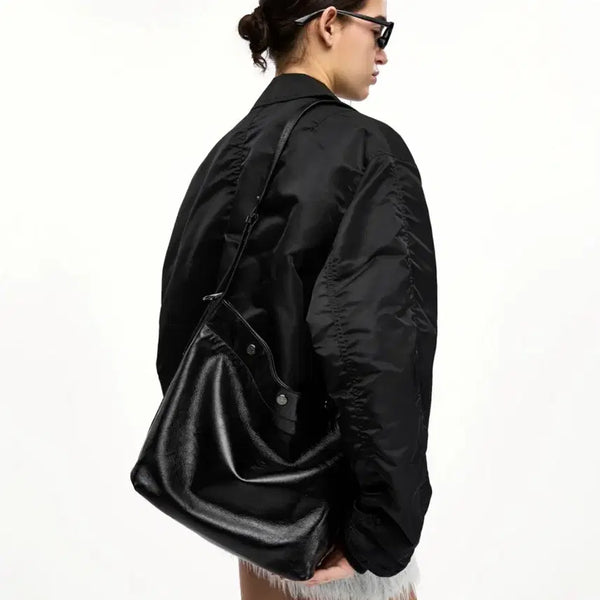 [BUNJANG] Vunque Perfect Button-Up Soft Hobo Bag Piccolo / 분크 퍼펙 버튼업 소프트 호보백 피콜로