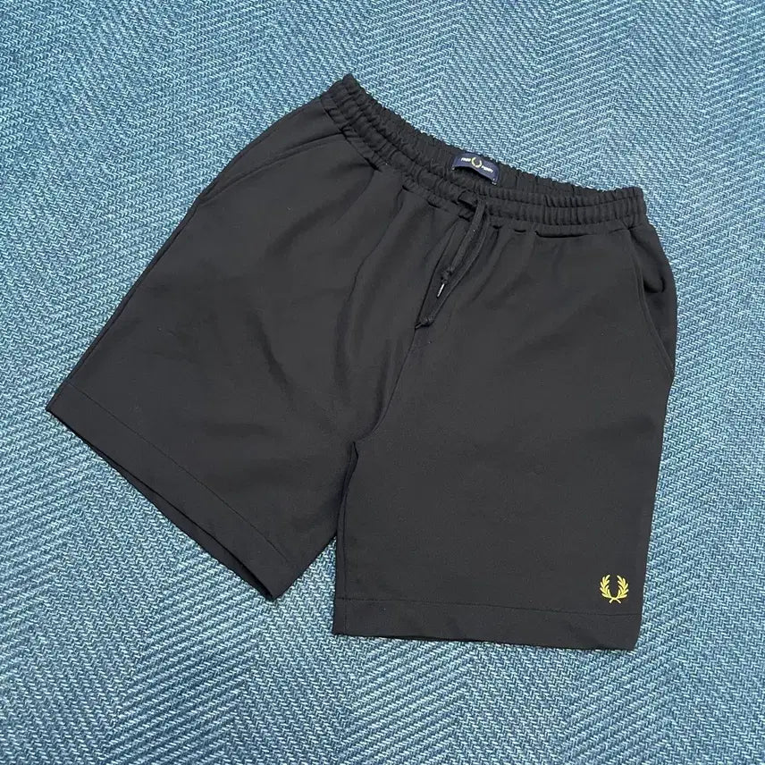 [BUNJANG] Fred Perry Track Shorts Size M / [M] 프레드페리 츄리닝 반바지 쇼츠 만원샵