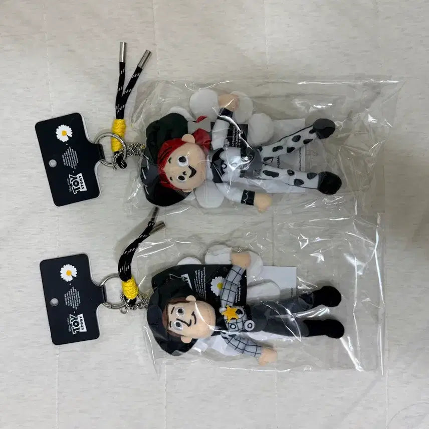 [BUNJANG] PEACEMINUSONE x Toy Story Collaboration Keychain / 더퍼스트팬 피스마이너스원 토이스토리 키링 (개당가격)