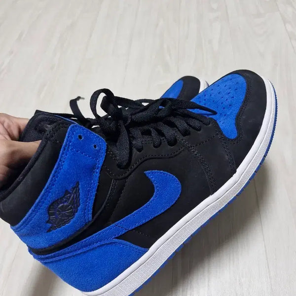 [BUNJANG] Air Jordan 1 Retro High OG Royal Reimagined Sneakers / 조던 1 레트로 하이 OG 로얄 리이매진드 260