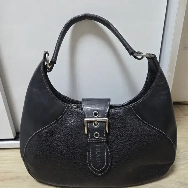 [BUNJANG] Prada Hobo Bag Black Leather / 프라다 호보백 블랙