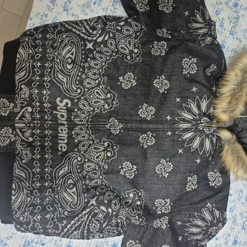 [BUNJANG] Supreme Bandana Work Jacket / 슈프림 반다나 워크자켓