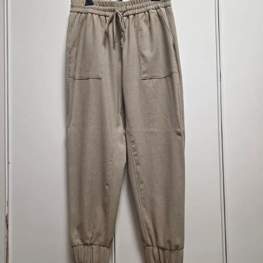 [BUNJANG] Zara Women's Jogger Pants Beige / 자라 26년신상 여성조거팬츠  1회착용 27-29사이즈가능  새옷수준입니다