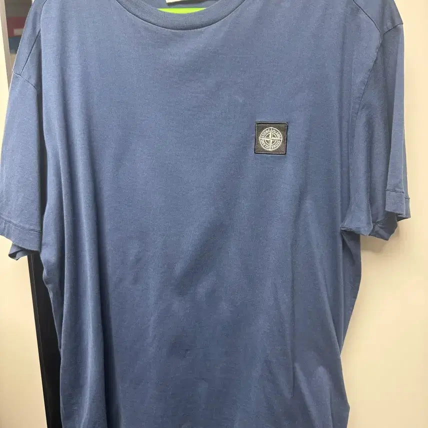 [BUNJANG] Stone Island 22FW Patch Logo Short Sleeve T-Shirt Navy L / [L] 22FW 스톤아일랜드 패치 로고 반팔 티셔츠 네이비