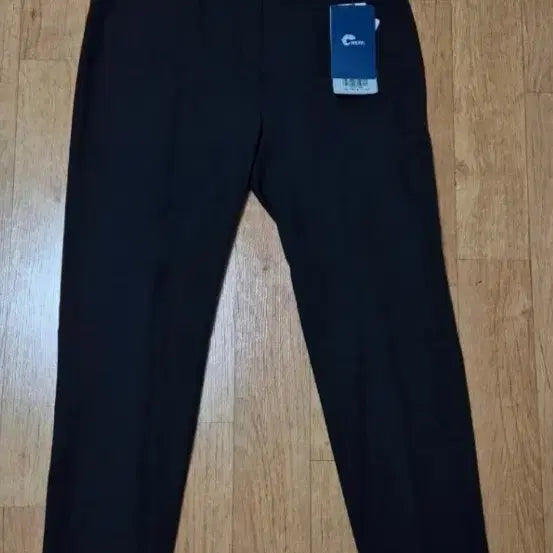 [BUNJANG] NEPA Women's Golf Wear Waterproof Lightweight Cooling Woven Spandex Black Pants (30-31 inch) / (새옷/매장판) 네파 여성 골프웨어 방수 얇은 냉감 우븐 스판 블랙 바지, 30~31인치