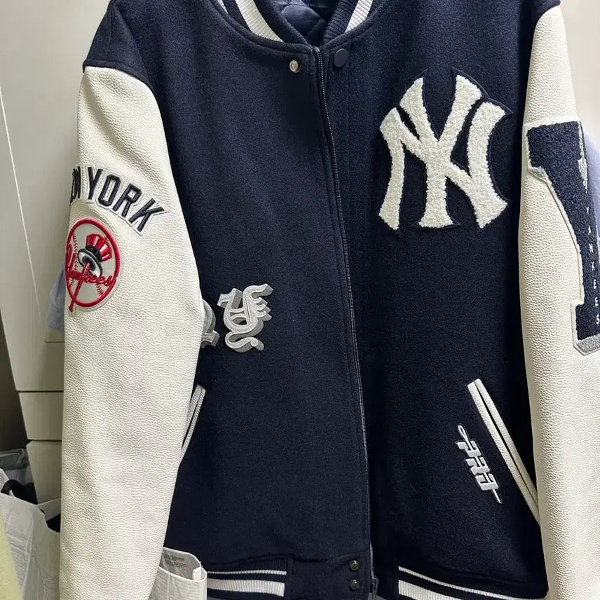 [BUNJANG] New York Yankees World Series Varsity Jacket / 뉴욕양키스 월드시리즈 우승 바시티자켓