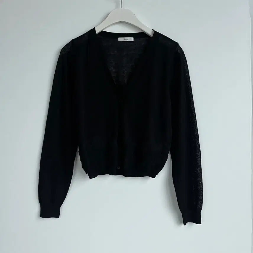 [BUNJANG] Roem Embroidered Black Lace Crop Cardigan / 로엠 자수 블랙 레이스 크롭 가디건 95