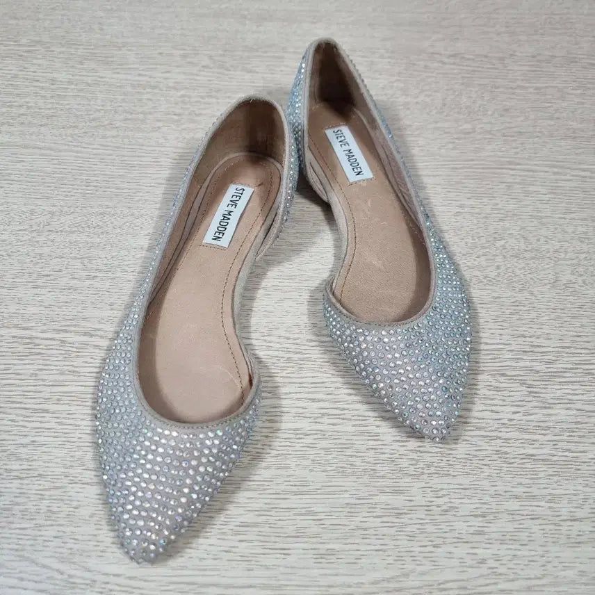 [BUNJANG] Steve Madden Women's Cubic Embellished Flat Shoes / 스티브매든 여성 플랫슈즈 큐빅 장식 여름 240mmㅡ0313ㅁㅁ