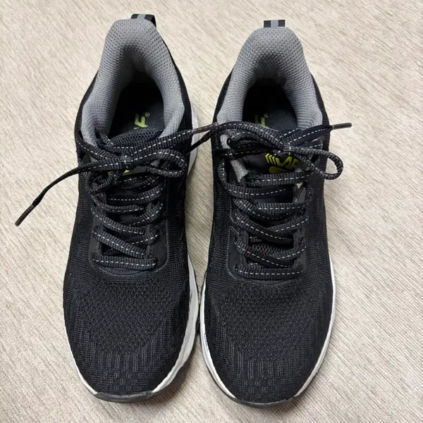 [BUNJANG] Lecaf Black Sneakers Size 230 / 르까프 블랙 운동화 230