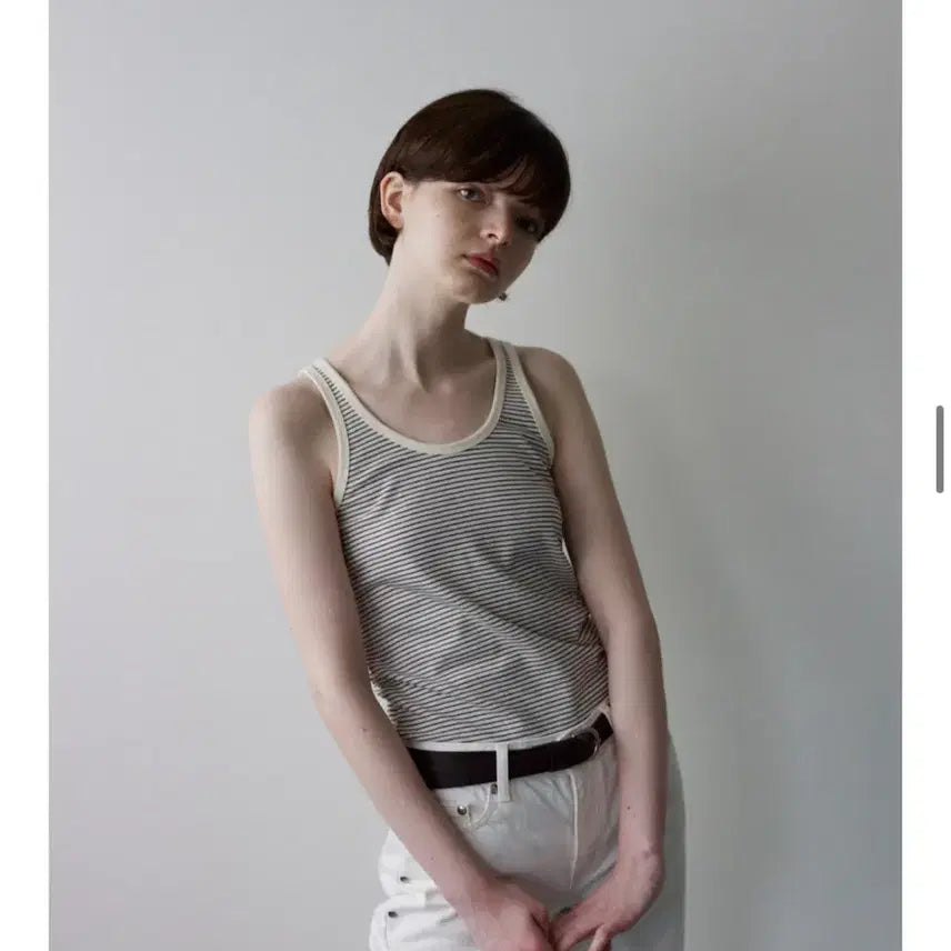 [BUNJANG] Munseon Stripe Sleeveless Top / 문선 스트라이프 민소매 슬리브리스