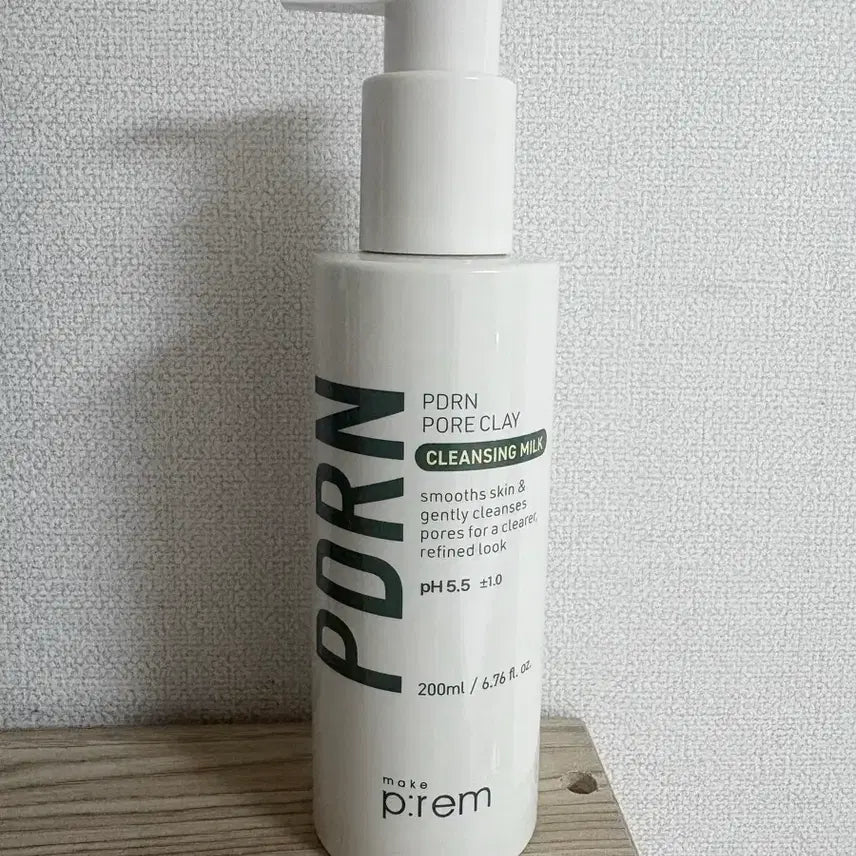 [BUNJANG] Make P:rem PDRN Pore Clay Cleansing Milk 200ml / 메이크프렘 PDRN 포어 클레이 클렌징밀크