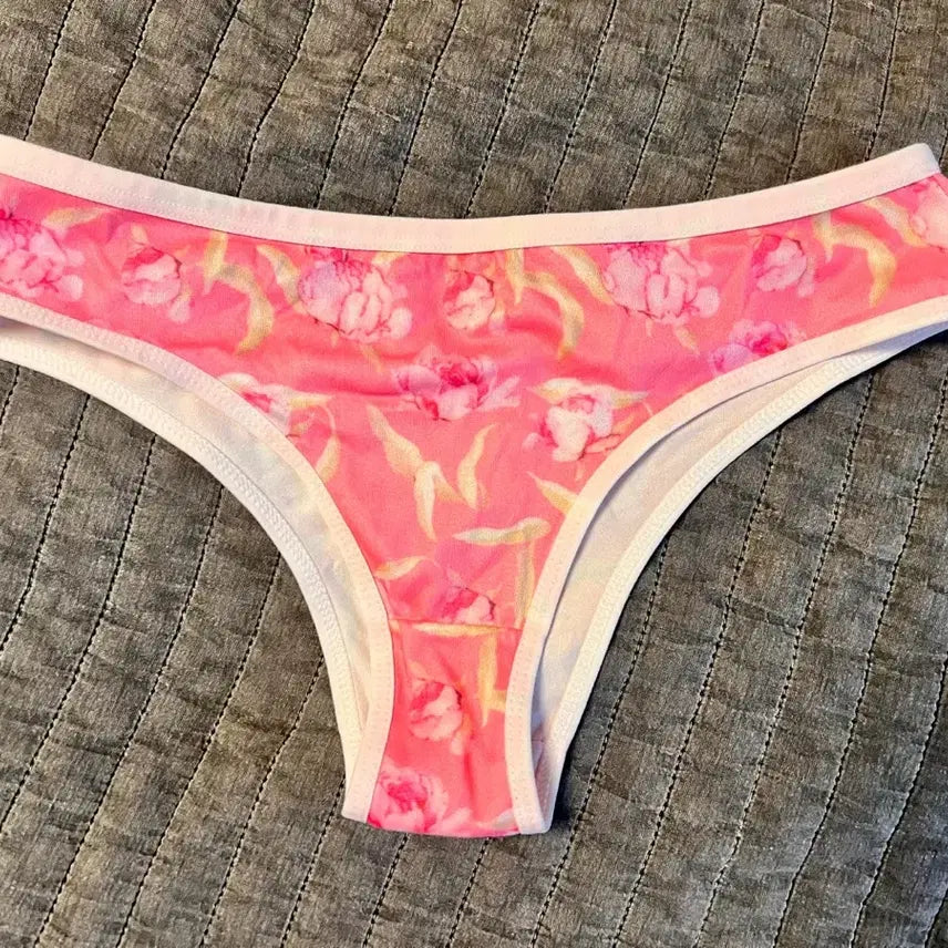 [BUNJANG] Pink Flower Daily Panty (Used) / (중고) 핑크 플라워 데일리 팬티