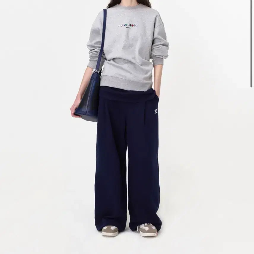 [BUNJANG] Ader Error Swarovski Collaboration Sweatshirt / 아더에러 스와로브스키 콜라보 맨투맨 판매합니다