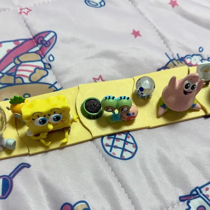 [BUNJANG] SpongeBob Baby Figure Bundle Set (5 Types) / 스폰지밥 베이비 랜덤 피규어 5종 일괄
