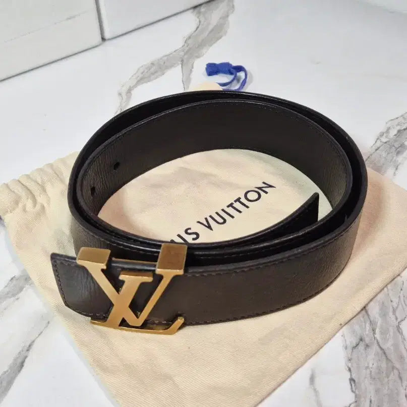[BUNJANG] Louis Vuitton Utah Leather LV Belt / (정품) 루이비통 유타 레더 LV 벨트 허리띠