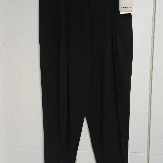 [BUNJANG] Bearded Kid Banding Silhouette Pants Men's L Black / 새제품) L 비얼디드키드 밴딩 실루엣 팬츠 남성 핀턱 와이드 슬랙스 블랙 무신사