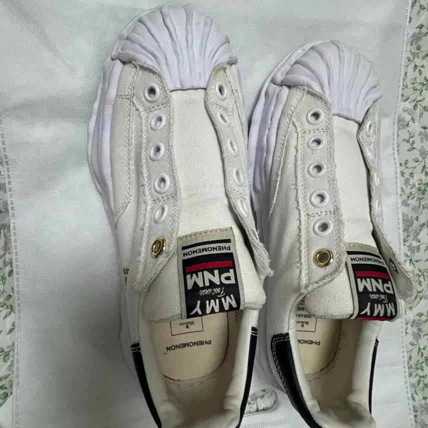 [BUNJANG] Maison MIHARA YASUHIRO x PHENOMENON Blakey Low White Sneakers / 메종 미하라 야스히로 x 페노메논 블레이키 로우 화이트 42