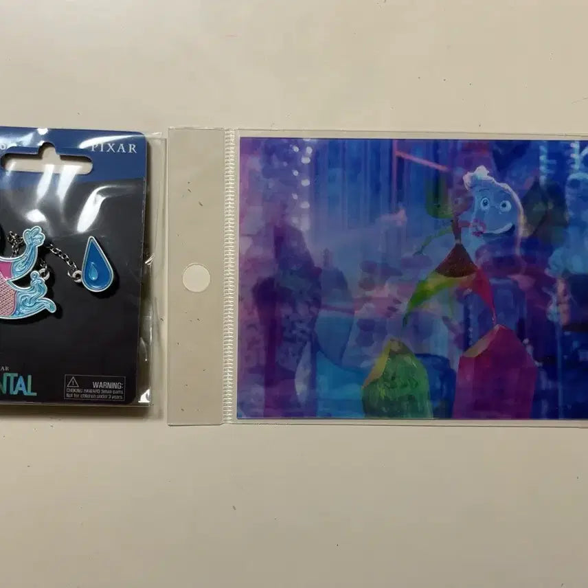 [BUNJANG] Disney Elemental Wade Bundle Set (Sealed) / 일괄미개봉상품 디즈니 엘리멘탈 웨이드키링 엽서