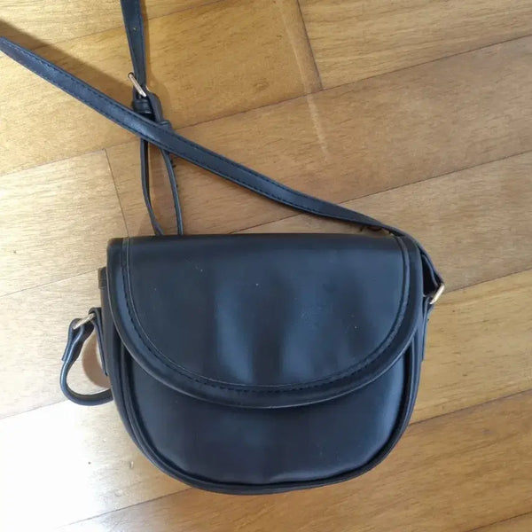[BUNJANG] Round Black Mini Crossbody Bag / 라운드 블랙 미니 크로스백